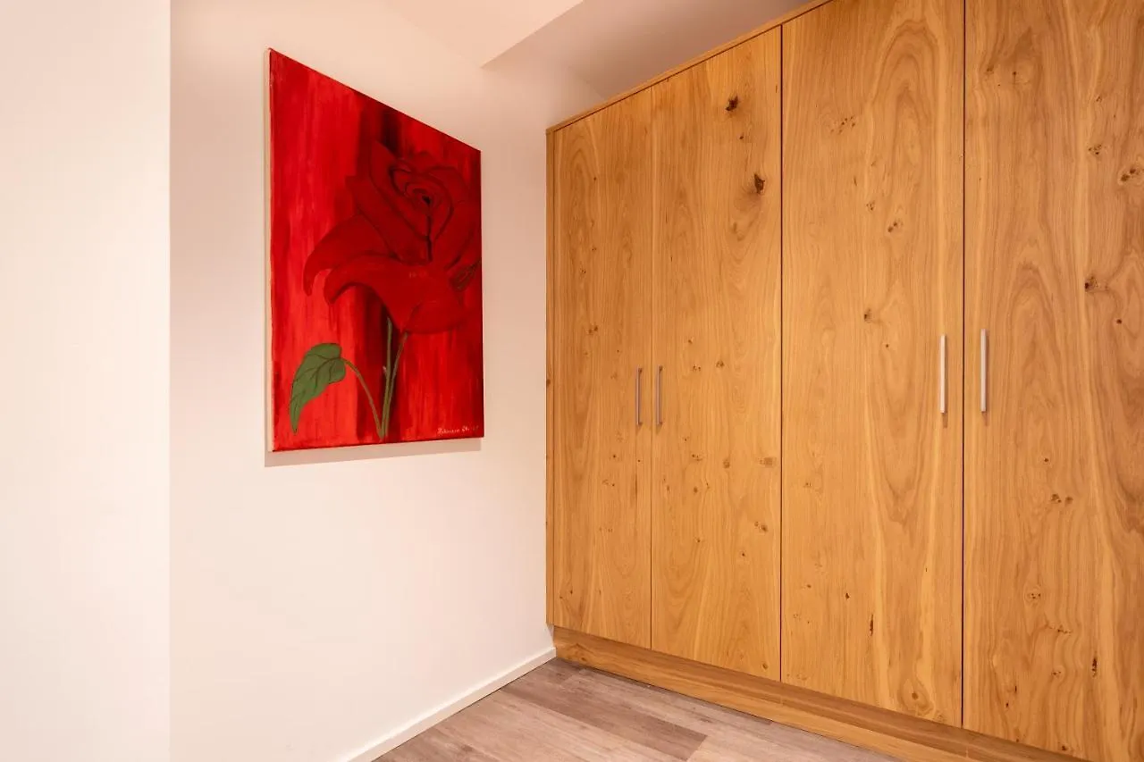 Kaiser Max Design Appartements 0*, Innsbruck